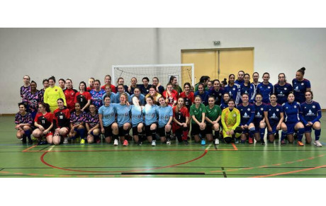 les Féminines de l'US COUTRAS  en Futsal pour cette rentrée 2025