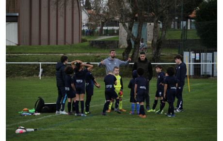 Les U9 se préparent au foot à 8